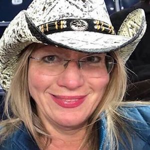 Meet your Posher, Sheila